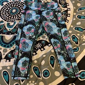 Constantly Varied Gear Miami Skulls Capri Leggings